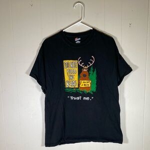 Funny do not feed the bears trust me Glacier Nation park t shirt sz large unisex